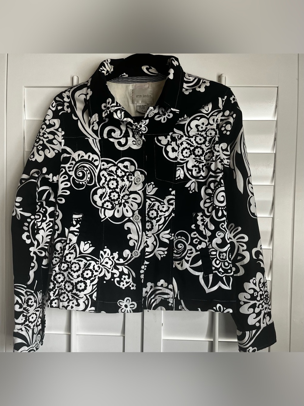 erin london Black & White Floral Print Jean Jacket